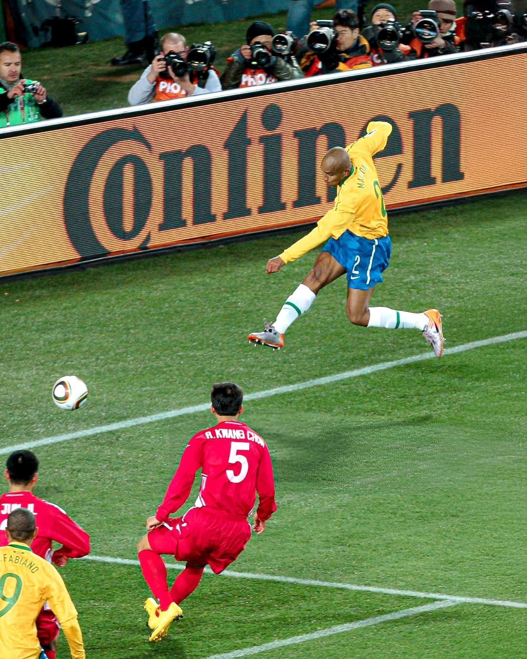 巴西队邀请赛迎战劲敌，目标只有挺进决赛