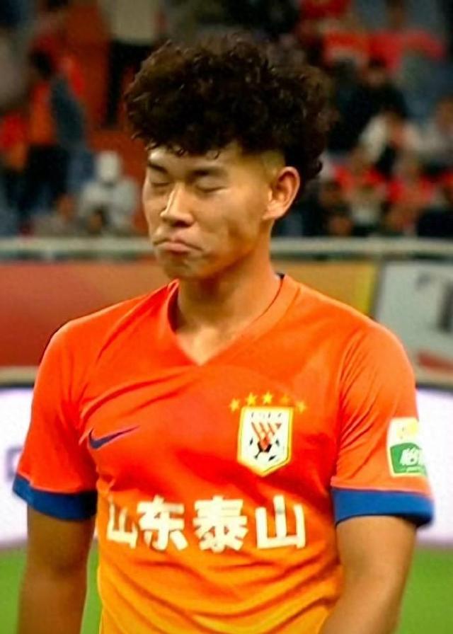 阿扎伦卡迎来十赛季高光表现，德国队球迷沸腾！